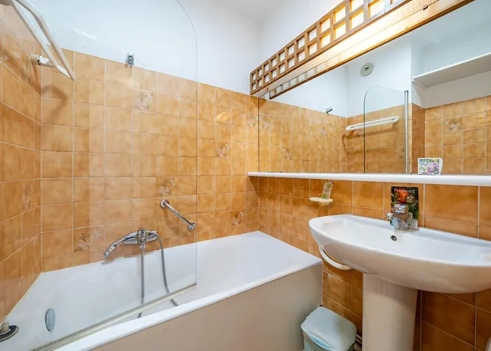 Studio Avec Wifi Pour 4, Vue Mer, A Roquebrune-Cap-Martin - Fr-1-827-55 *